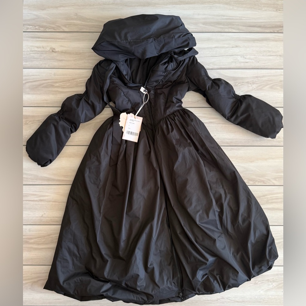 Lace Made Black&White Warrior Down Coat Black Small NWT - Picture 7 of 12